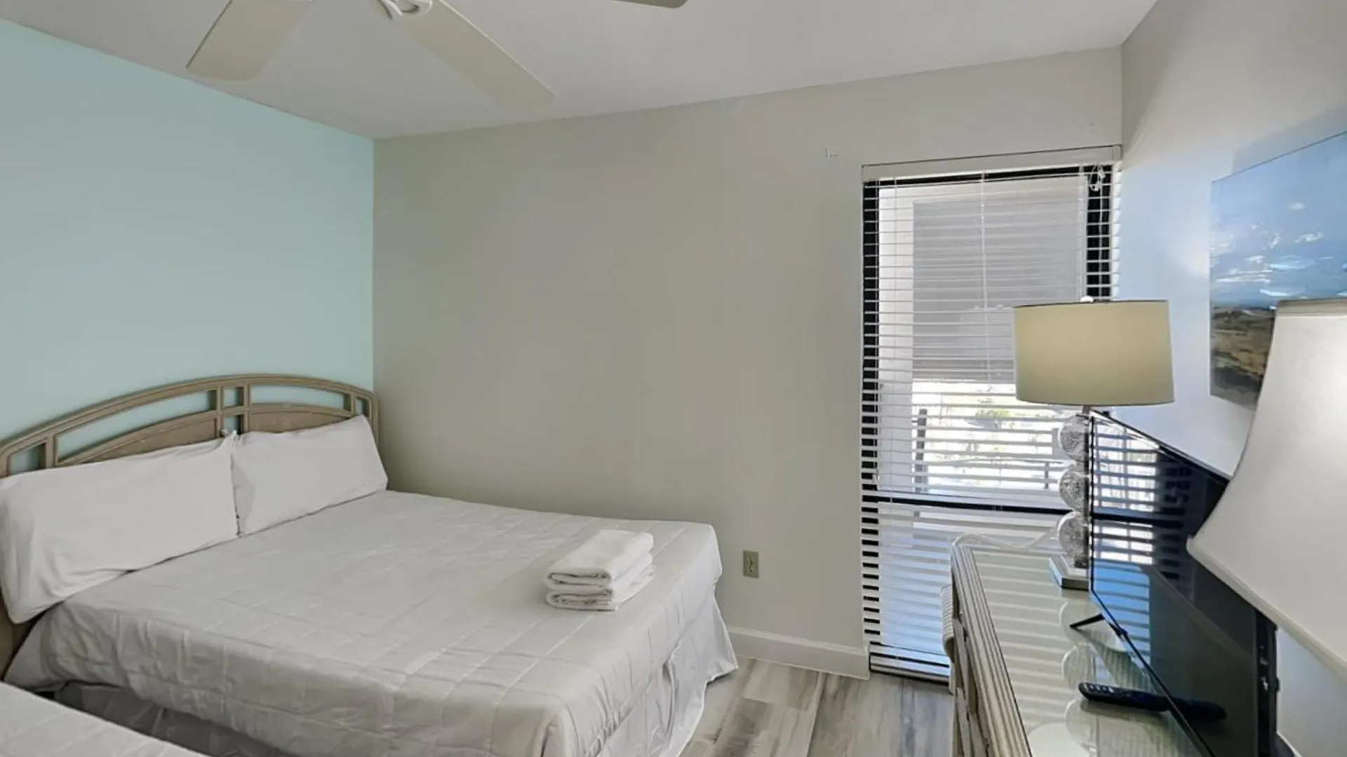 Edgewater Tower III 1002 Apartment Panama City Beach