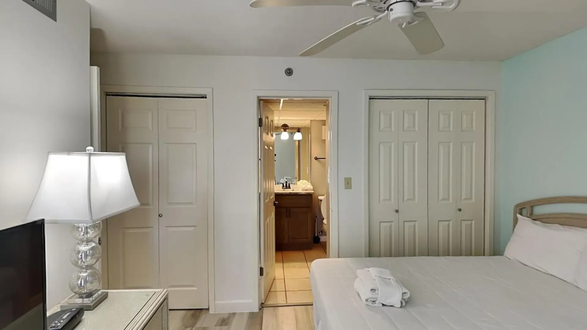 Edgewater Tower III 1002 Apartment Panama City Beach
