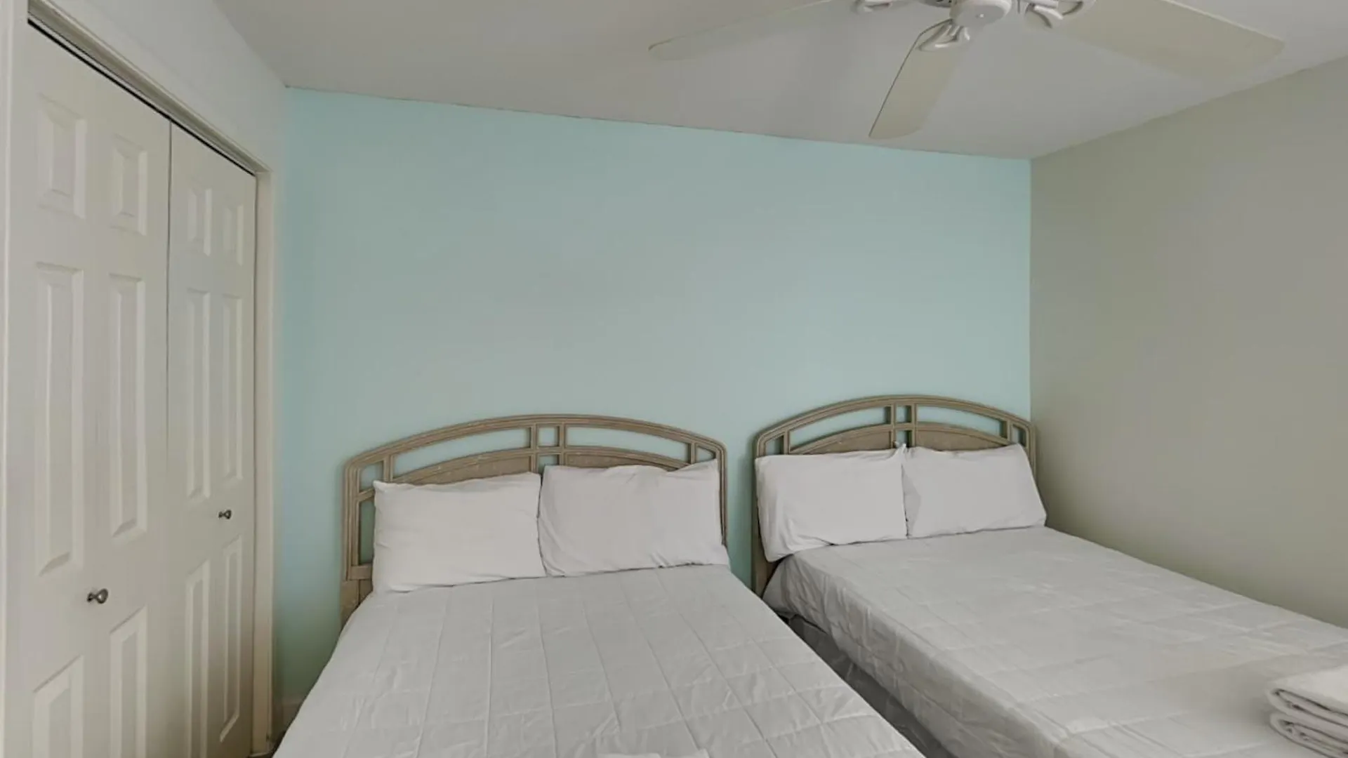 Edgewater Tower III 1002 Apartment Panama City Beach